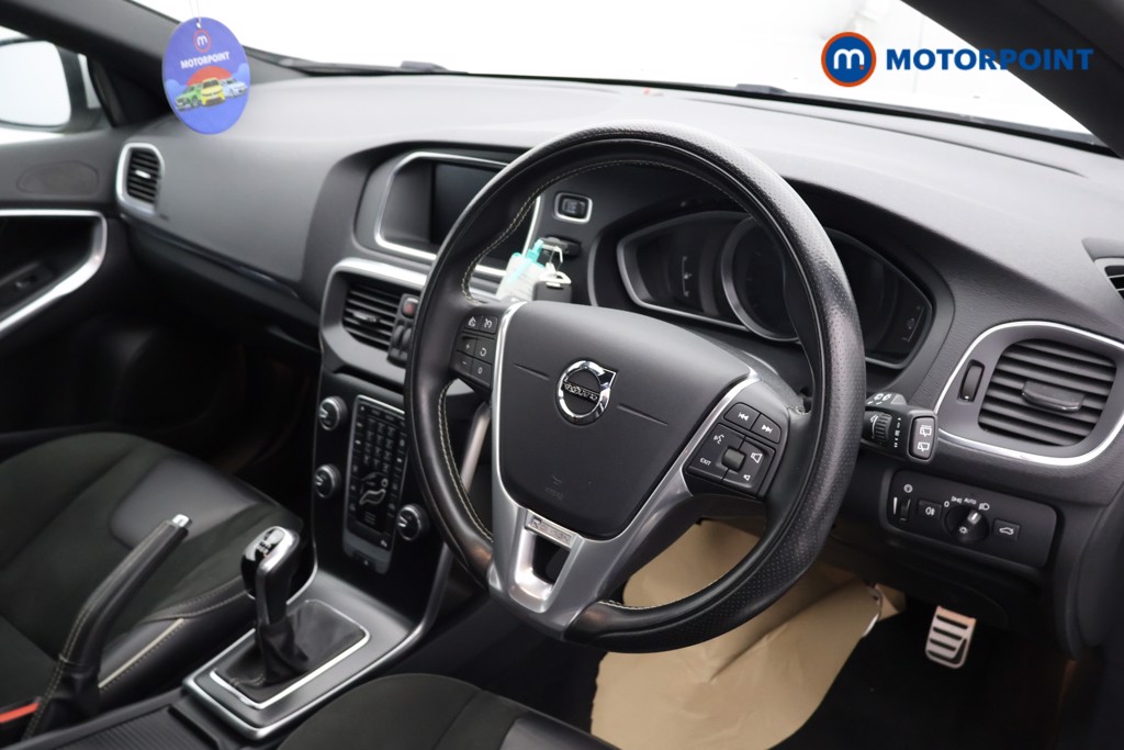 Used Volvo V40 2019 for sale - 77128392: Photo 21