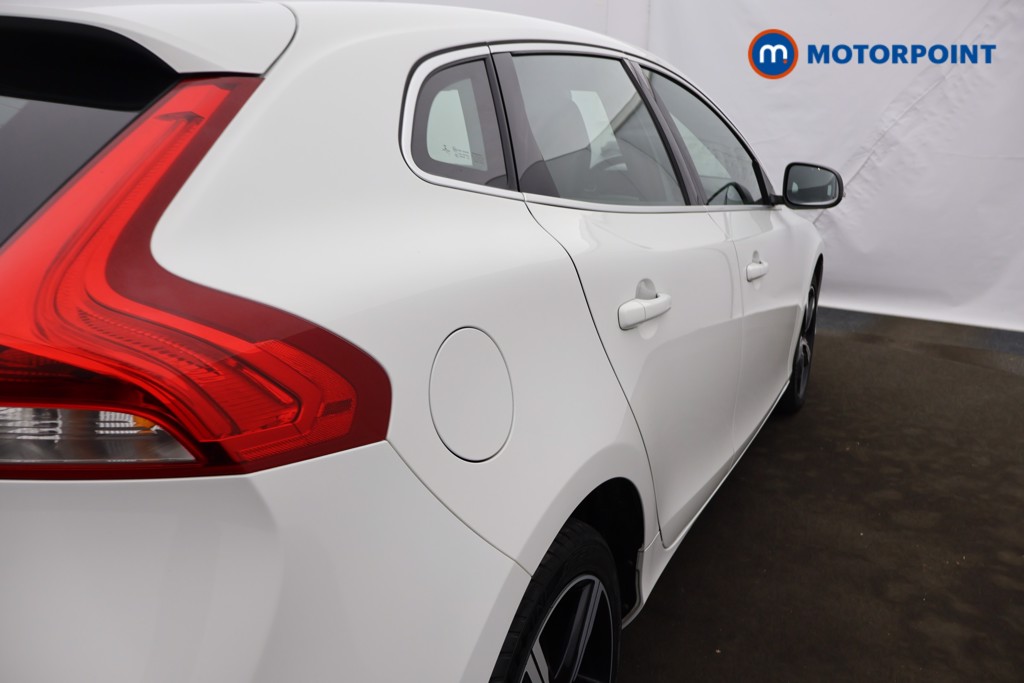 Used Volvo V40 2019 for sale - 77128392: Photo 30