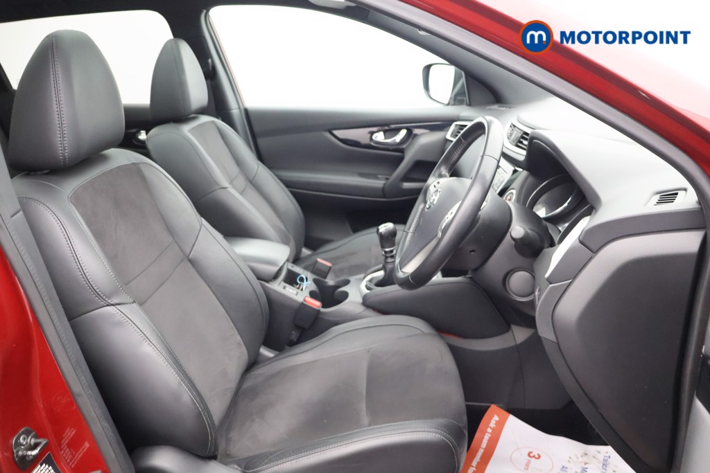 Used Nissan Qashqai 2017 for sale - 76554575: Photo 25