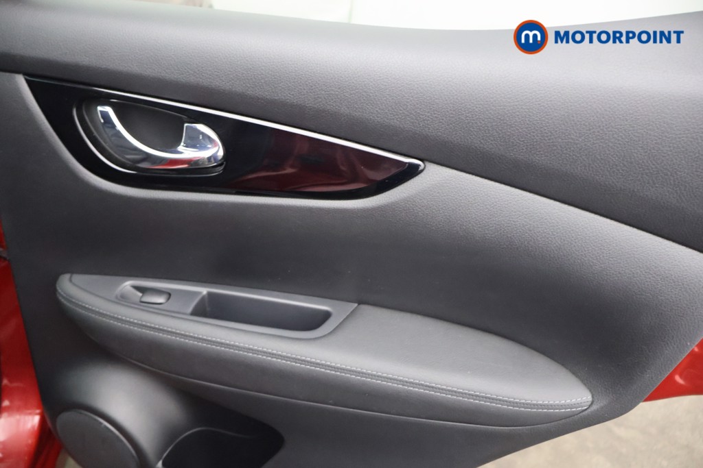 Used Nissan Qashqai 2017 for sale - 76554575: Photo 30