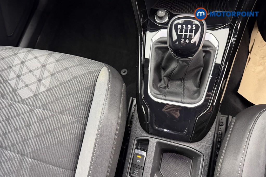 Used Volkswagen T-Roc 2024 for sale - 77718905: Photo 15