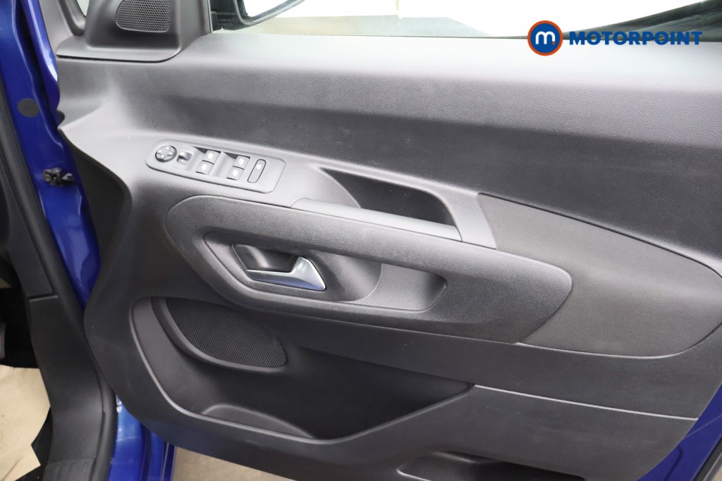 Used Vauxhall Combo Life 2021 for sale - 76146881: Photo 16