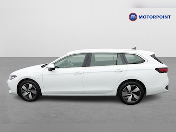Used Volkswagen Passat 2025 for sale - 78324795: Photo