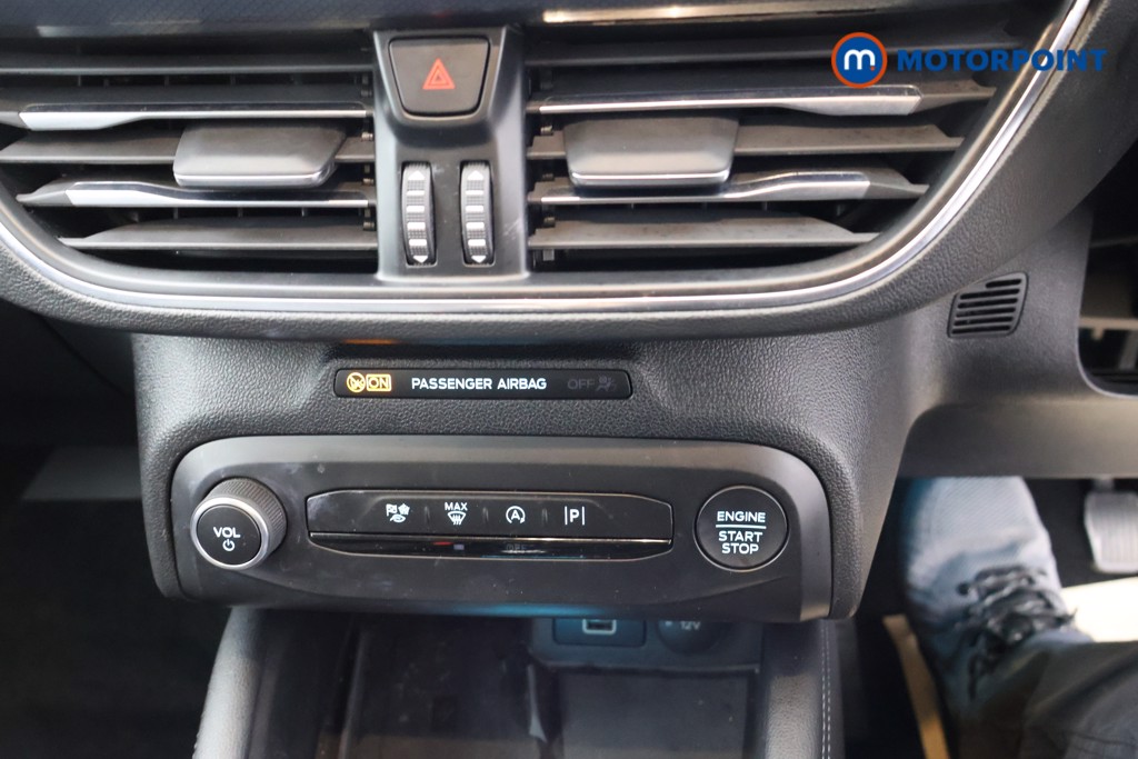 Used Ford Focus 2023 for sale - 76969288: Photo 17