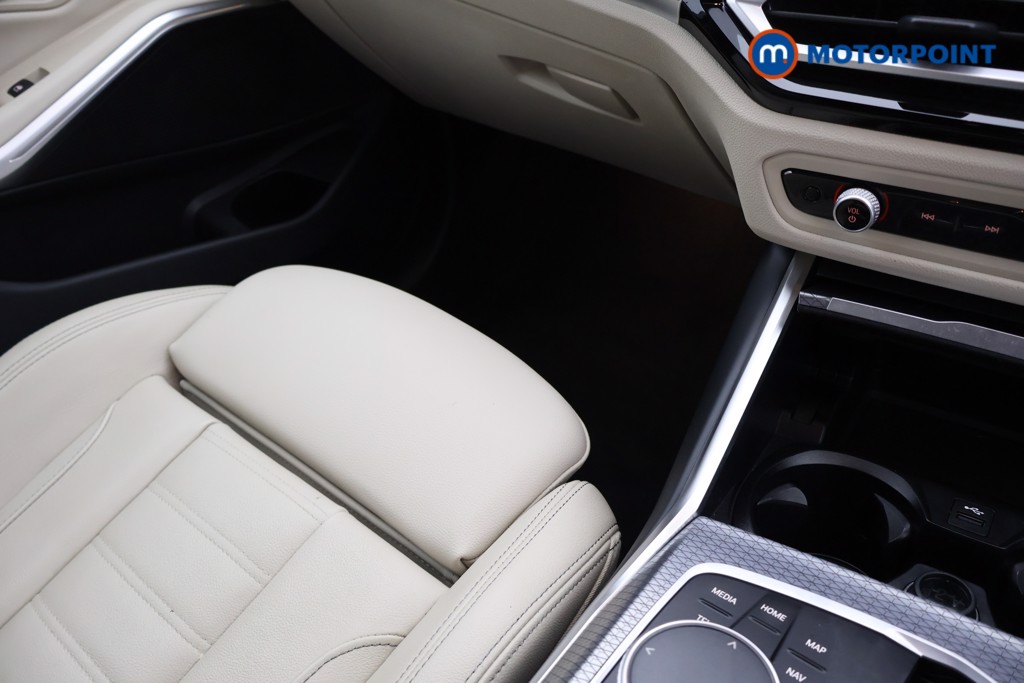 Used BMW 3 Series 2025 for sale - 77984357: Photo 16