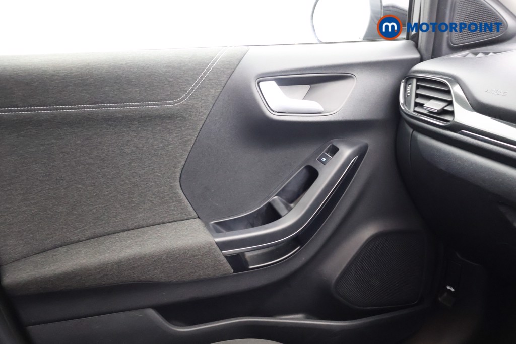 Used Ford Puma 2024 for sale - 76949342: Photo 21