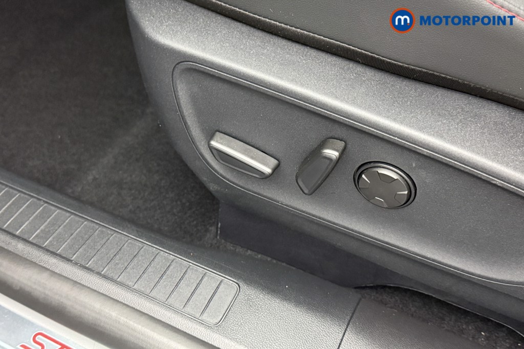 Used Ford Kuga 2024 for sale - 76394405: Photo 30