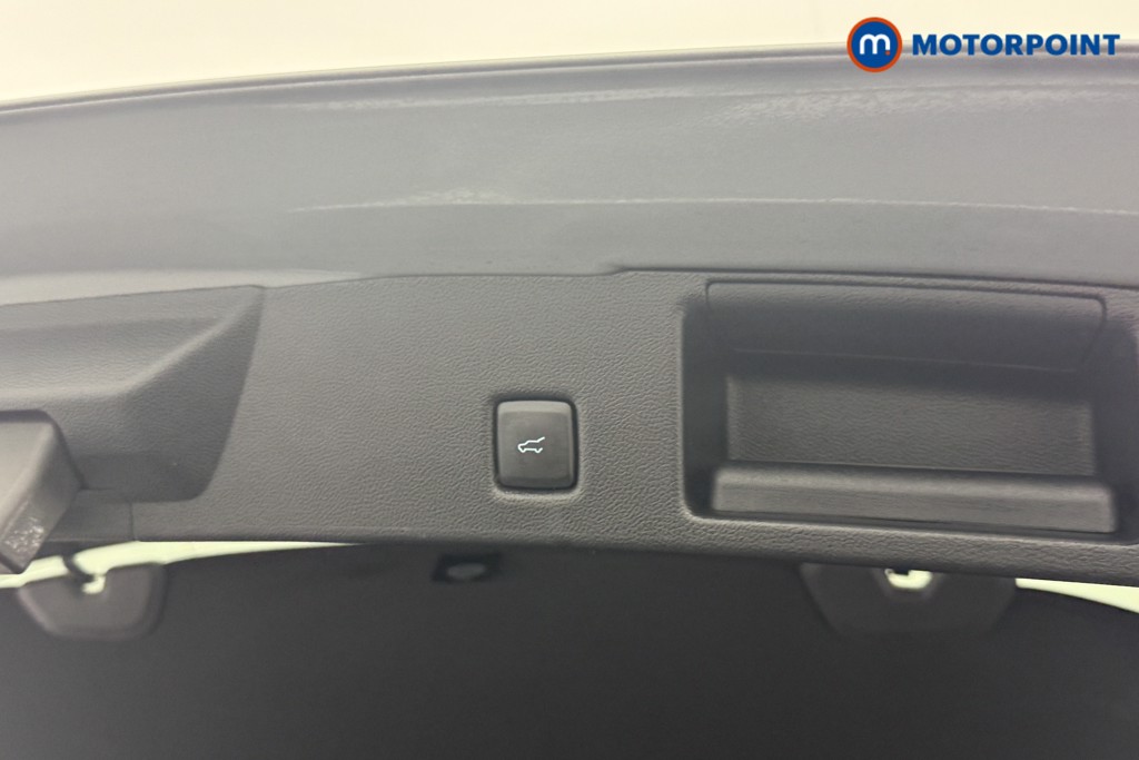 Used Ford Kuga 2024 for sale - 76394405: Photo 37