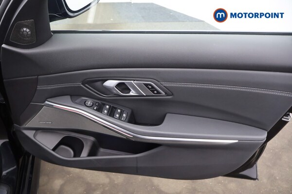 Used BMW 3 Series 2021 for sale - 76117983: Photo 17