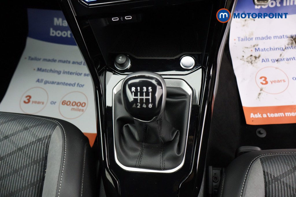 Used Volkswagen T-Roc 2024 for sale - 77225997: Photo 17