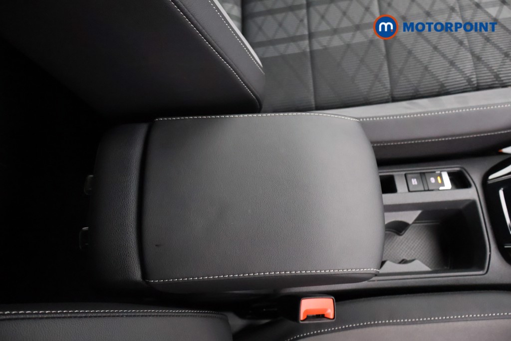 Used Volkswagen T-Roc 2024 for sale - 77225997: Photo 21