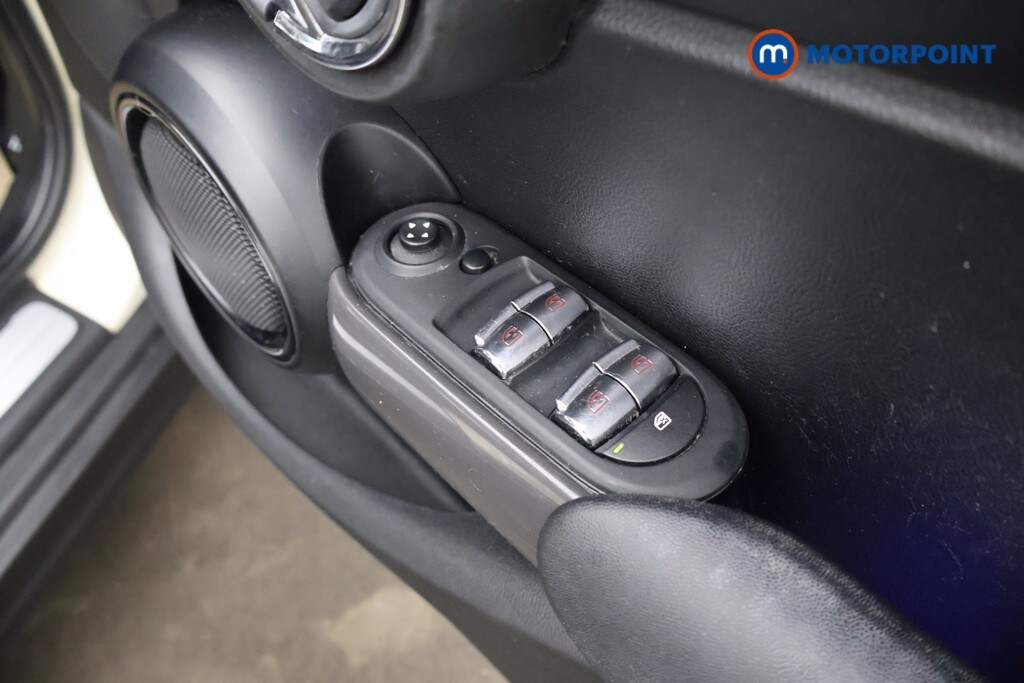 Used MINI Hatch 2019 for sale - 77650647: Photo 28