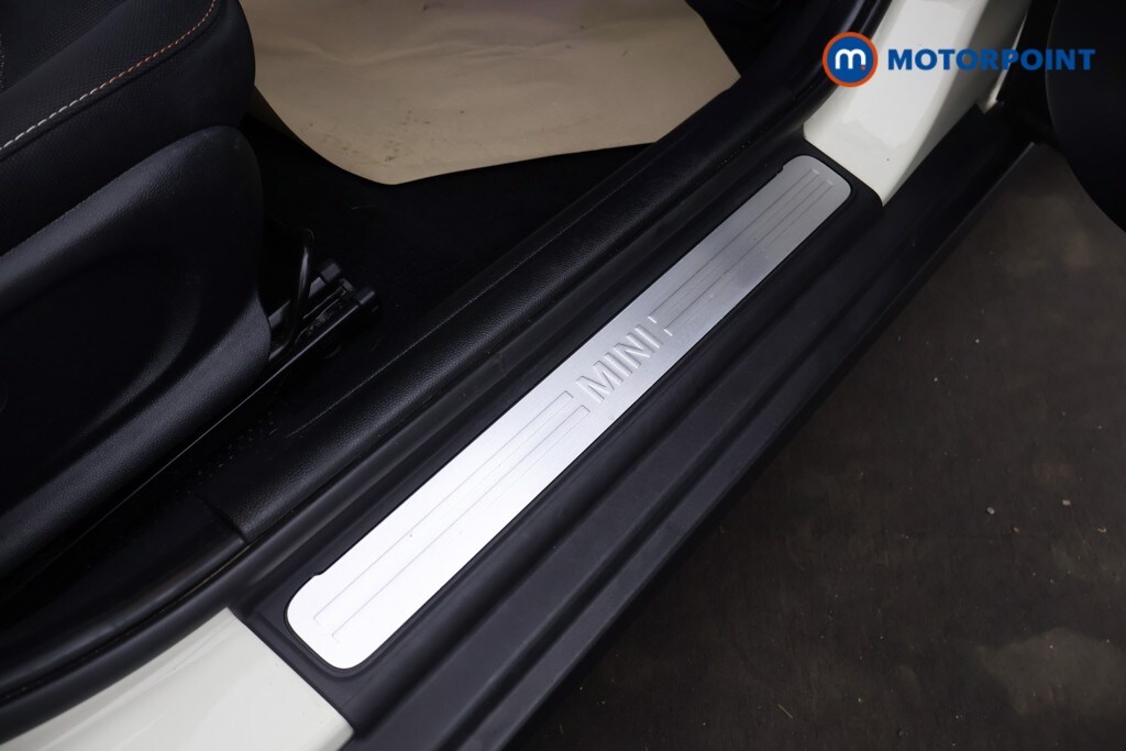 Used MINI Hatch 2019 for sale - 77650647: Photo 30