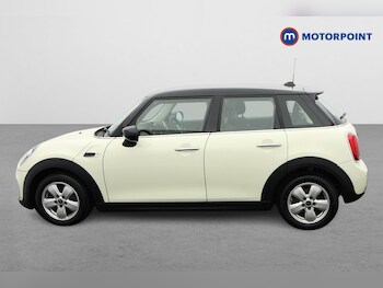Used MINI Hatch 2019 for sale - 77650647: Photo