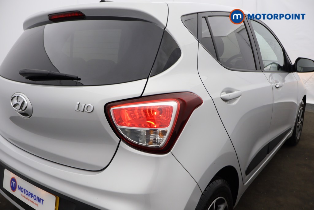 Used Hyundai i10 2017 for sale - 77161193: Photo 31