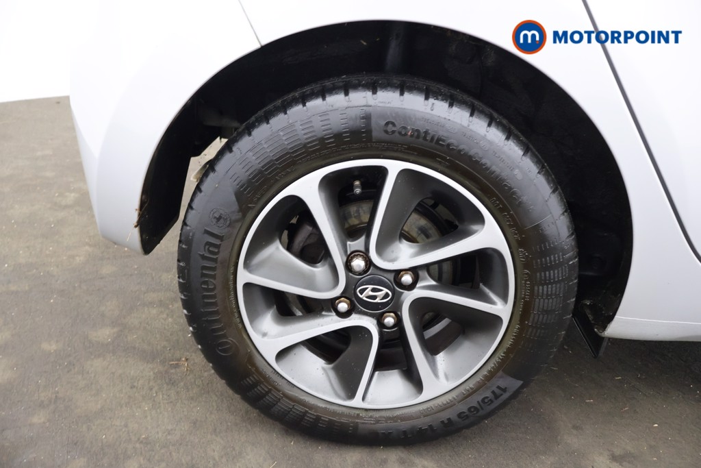 Used Hyundai i10 2017 for sale - 77161193: Photo 32