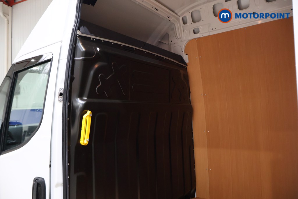 Used Iveco Daily 2025 for sale - 76949335: Photo 31