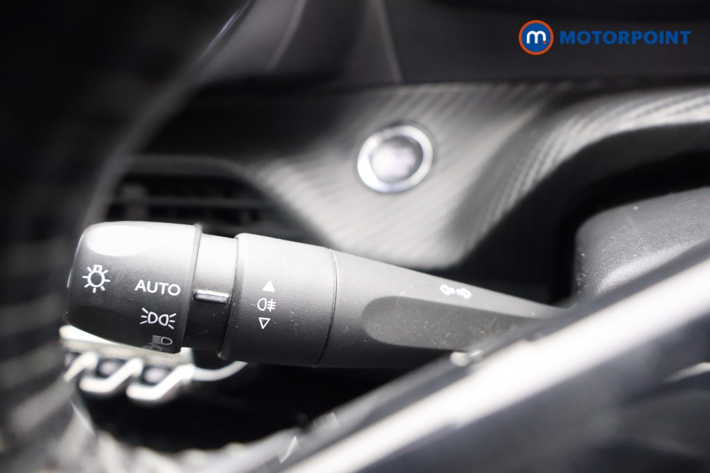 Used Peugeot 208 2020 for sale - 77037033: Photo 13