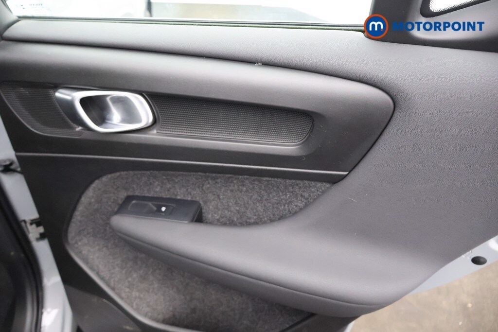 Used Volvo XC40 2024 for sale - 76181671: Photo 28