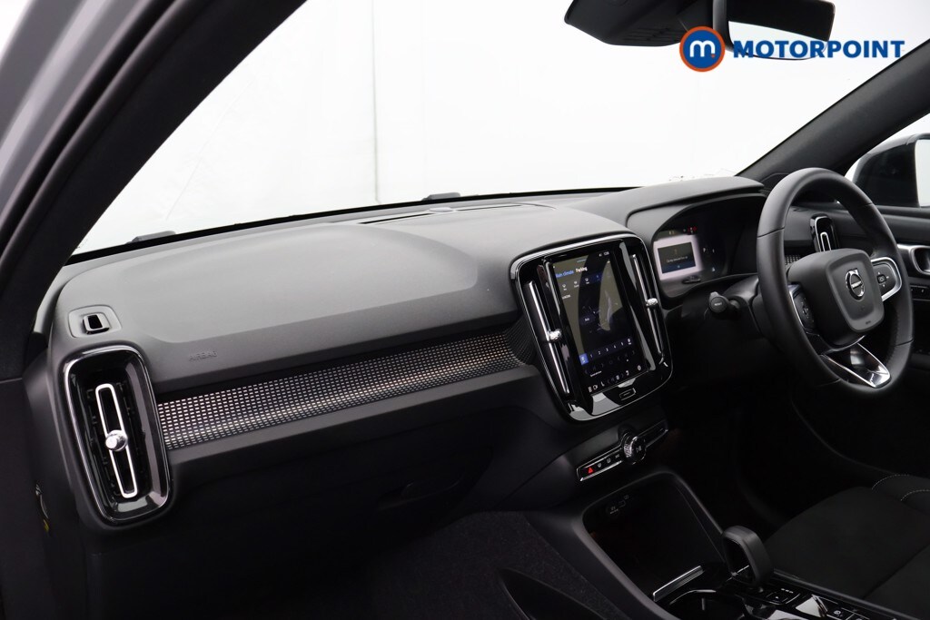 Used Volvo XC40 2024 for sale - 76181671: Photo 29