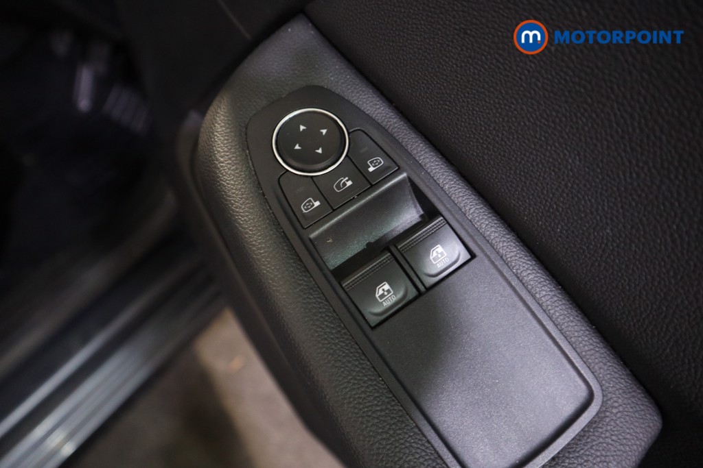 Used Renault Clio 2019 for sale - 76653677: Photo 19