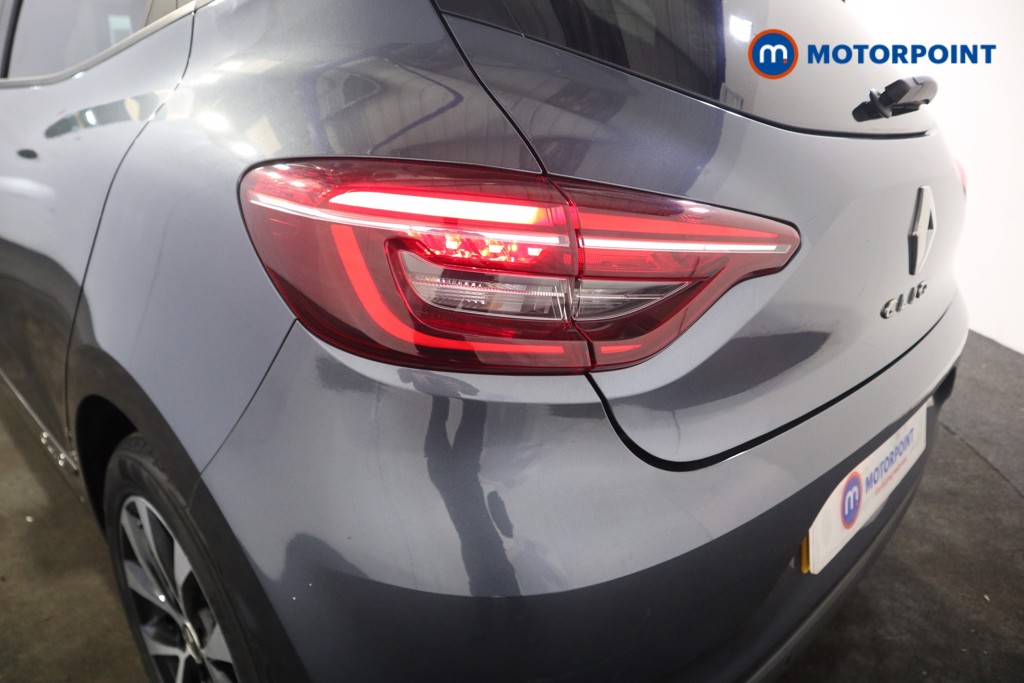 Used Renault Clio 2019 for sale - 76653677: Photo 30