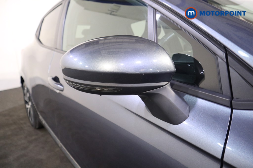 Used Renault Clio 2019 for sale - 76653677: Photo 32