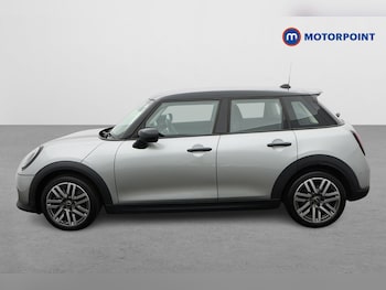 Used MINI Cooper 2024 for sale - 79102724: Photo