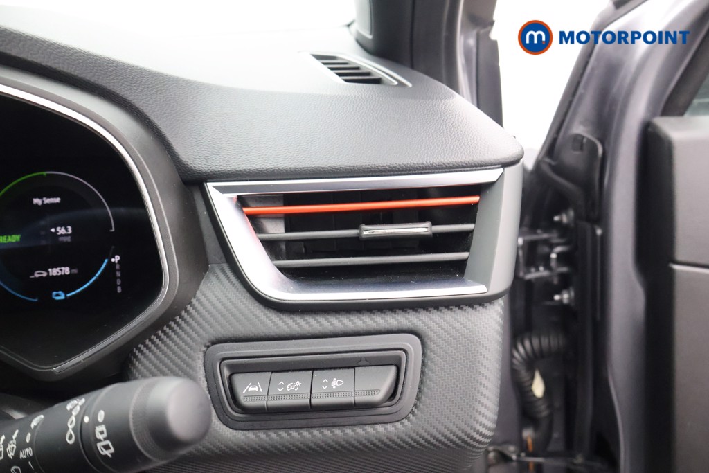 Used Renault Clio 2023 for sale - 77462844: Photo 15