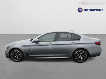 Used BMW 5 Series 2023 for sale - 77779098: Photo