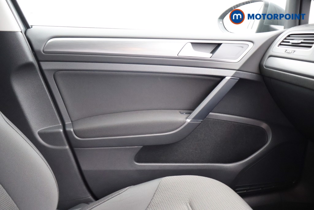 Used Volkswagen Golf 2019 for sale - 77791606: Photo 15