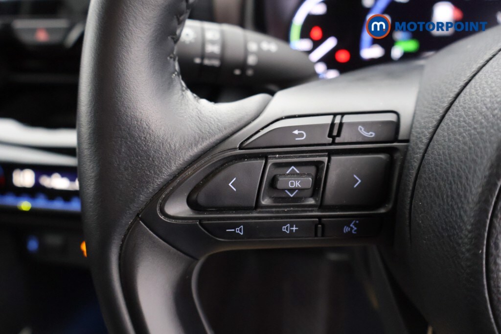 Used Toyota Yaris Cross 2023 for sale - 76056260: Photo 12