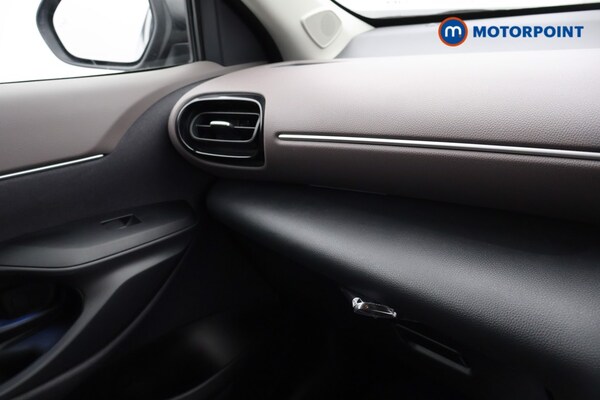 Used Toyota Yaris Cross 2023 for sale - 76056260: Photo 17