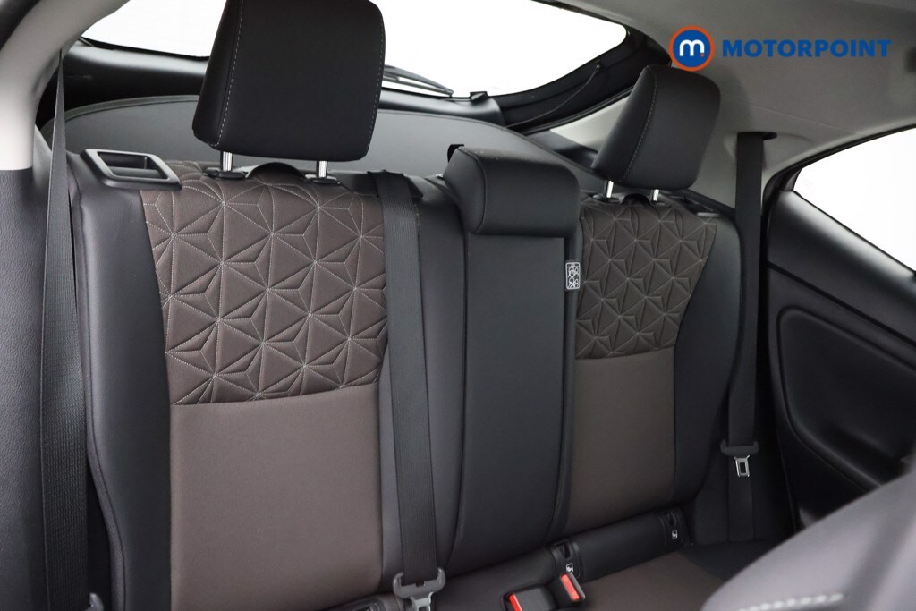 Used Toyota Yaris Cross 2023 for sale - 76056260: Photo 19