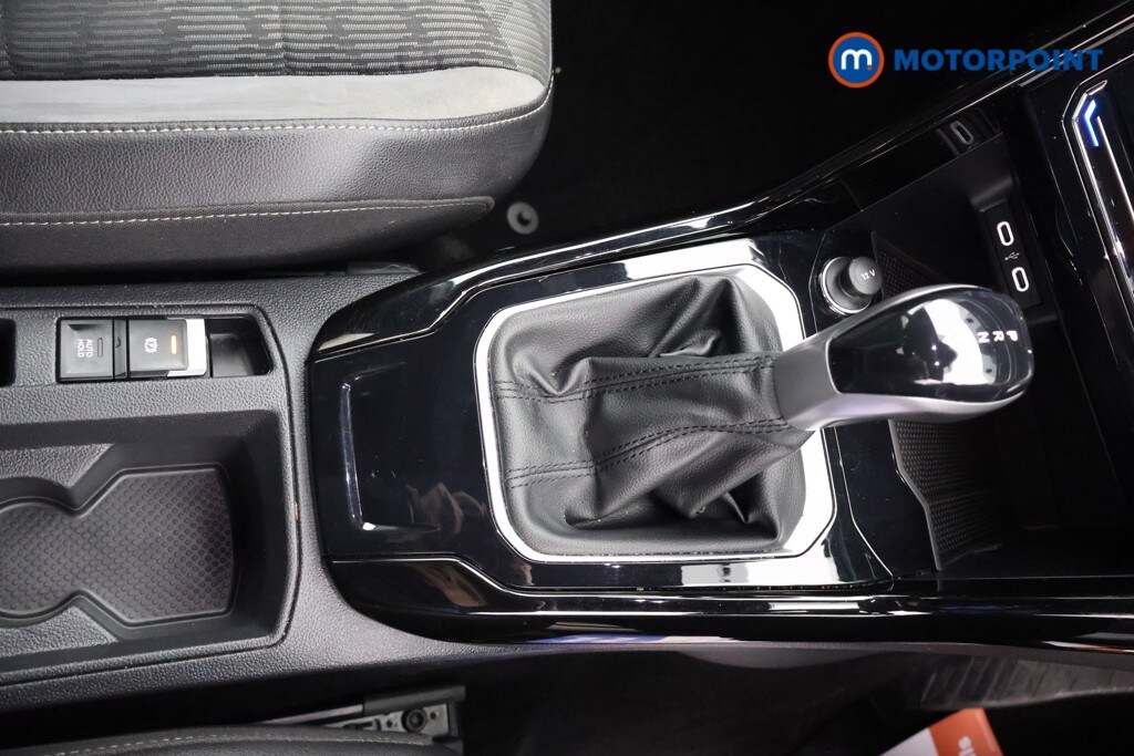 Used Volkswagen T-Roc 2023 for sale - 77505887: Photo 17