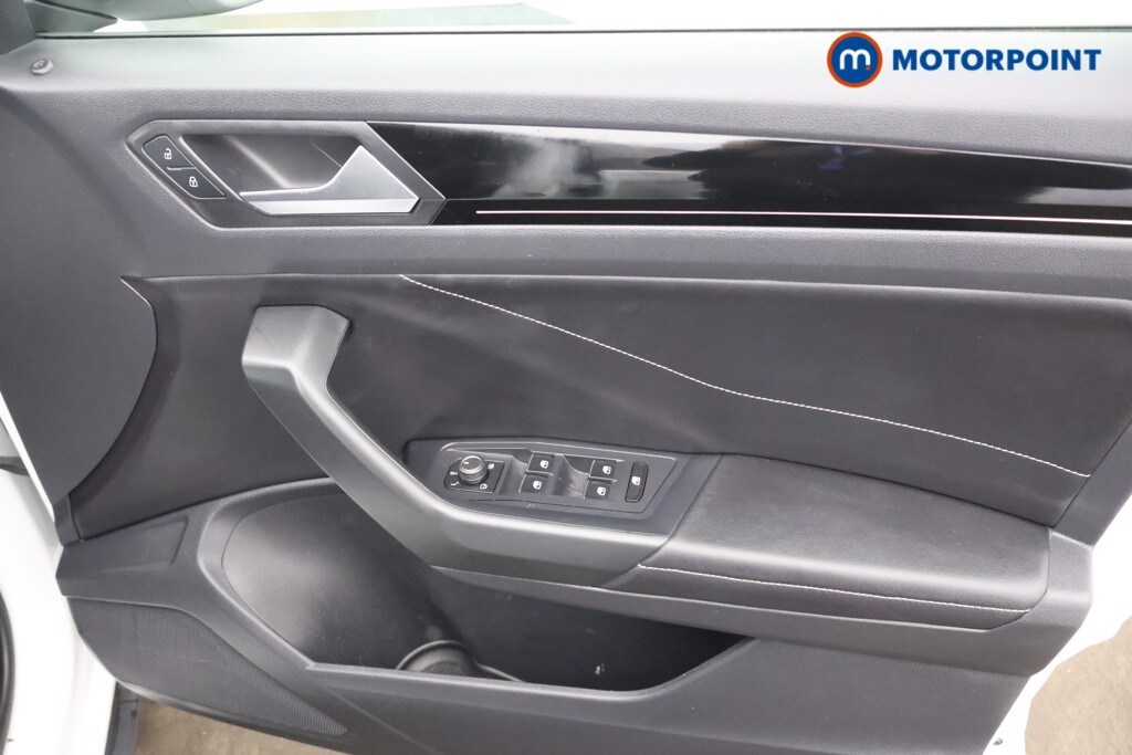 Used Volkswagen T-Roc 2023 for sale - 77505887: Photo 20