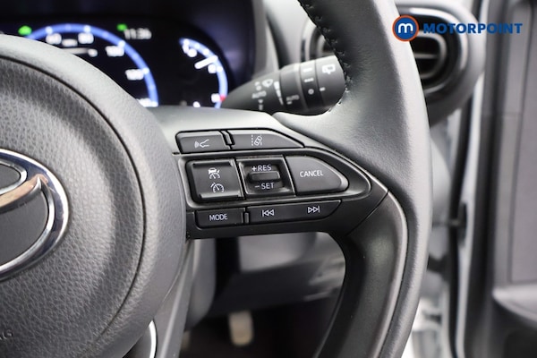 Used Toyota Yaris Cross 2023 for sale - 76196827: Photo 11