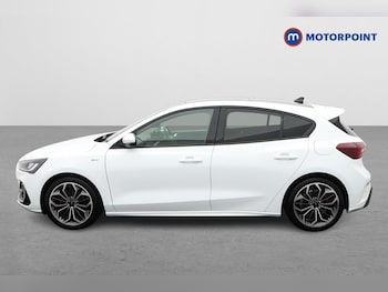 Used Ford Focus 2022 for sale - 77407377: Photo