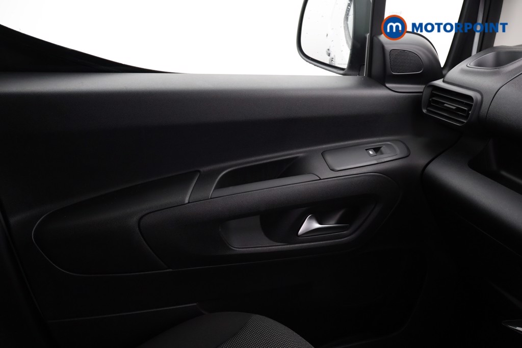 Used Peugeot Partner 2025 for sale - 77888935: Photo 16