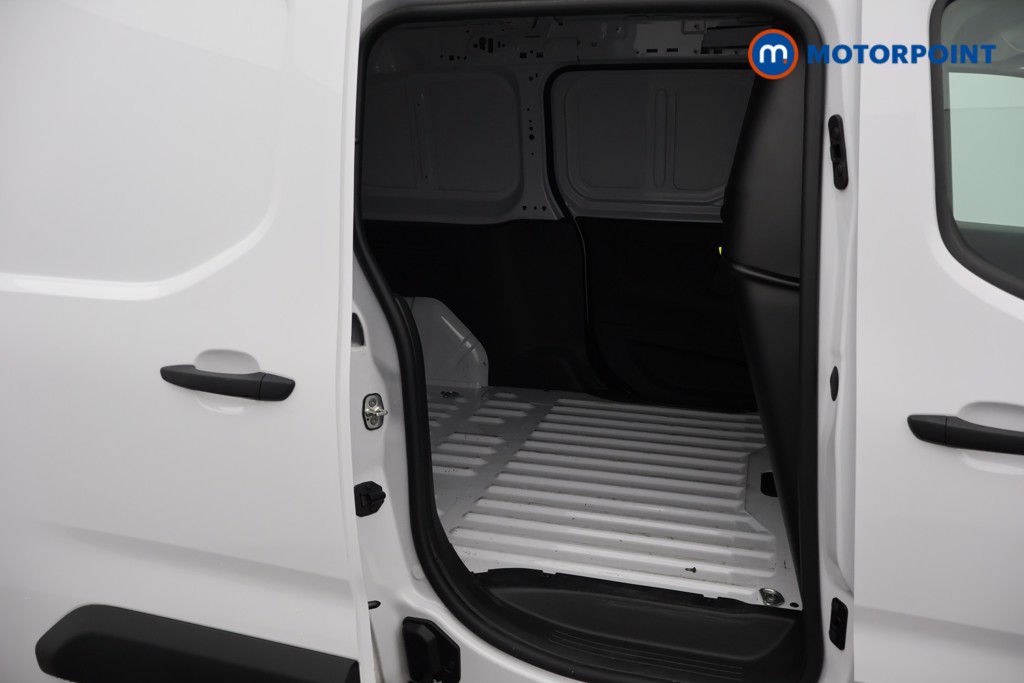 Used Peugeot Partner 2025 for sale - 77888935: Photo 21