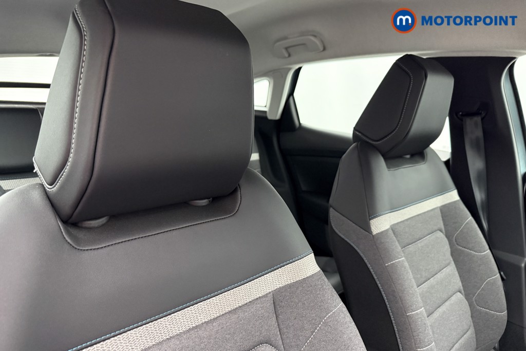 Used Citroen C4 2024 for sale - 76162404: Photo 32