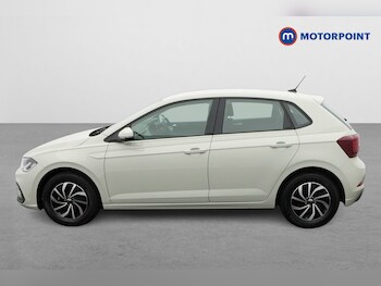 Used Volkswagen Polo 2024 for sale - 77196087: Photo