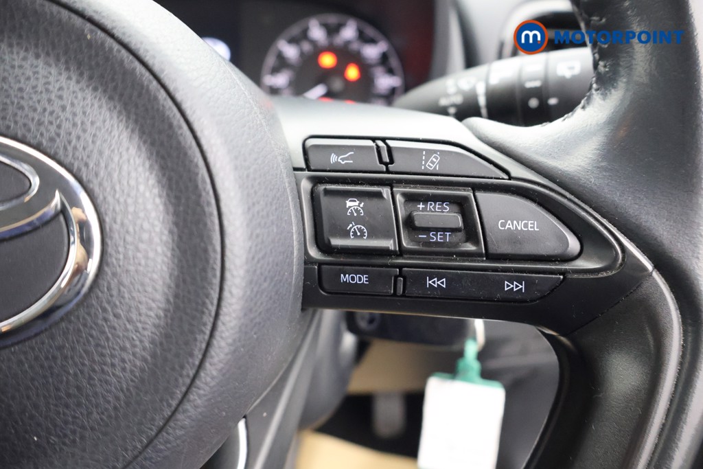 Used Toyota Yaris 2021 for sale - 77026116: Photo 11