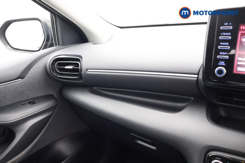 Used Toyota Yaris 2021 for sale - 77026116: Photo 18