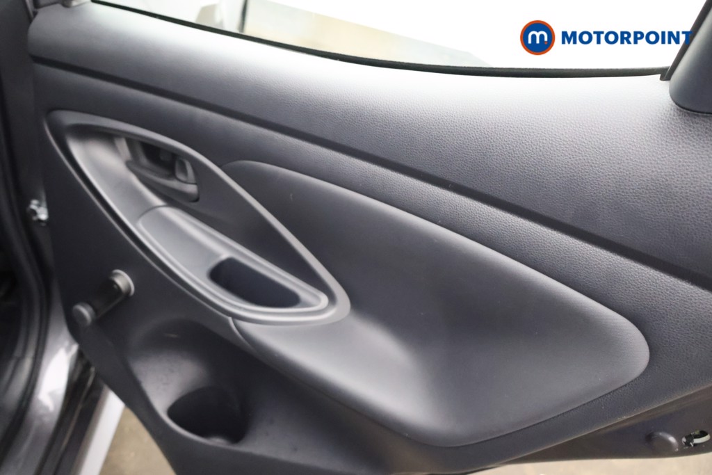 Used Toyota Yaris 2021 for sale - 77026116: Photo 25