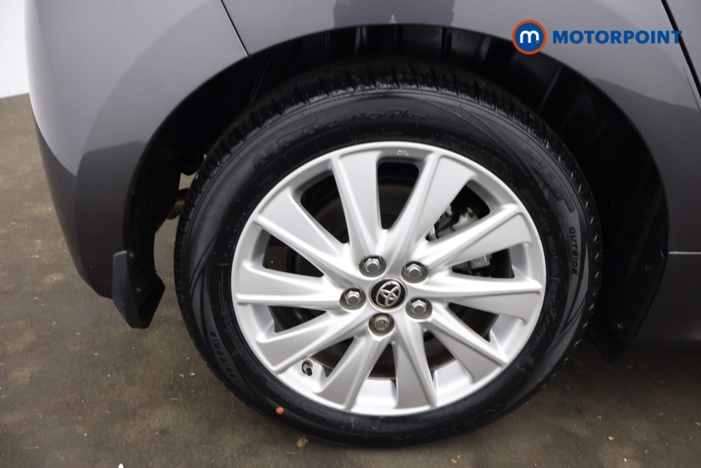 Used Toyota Yaris 2021 for sale - 77026116: Photo 32