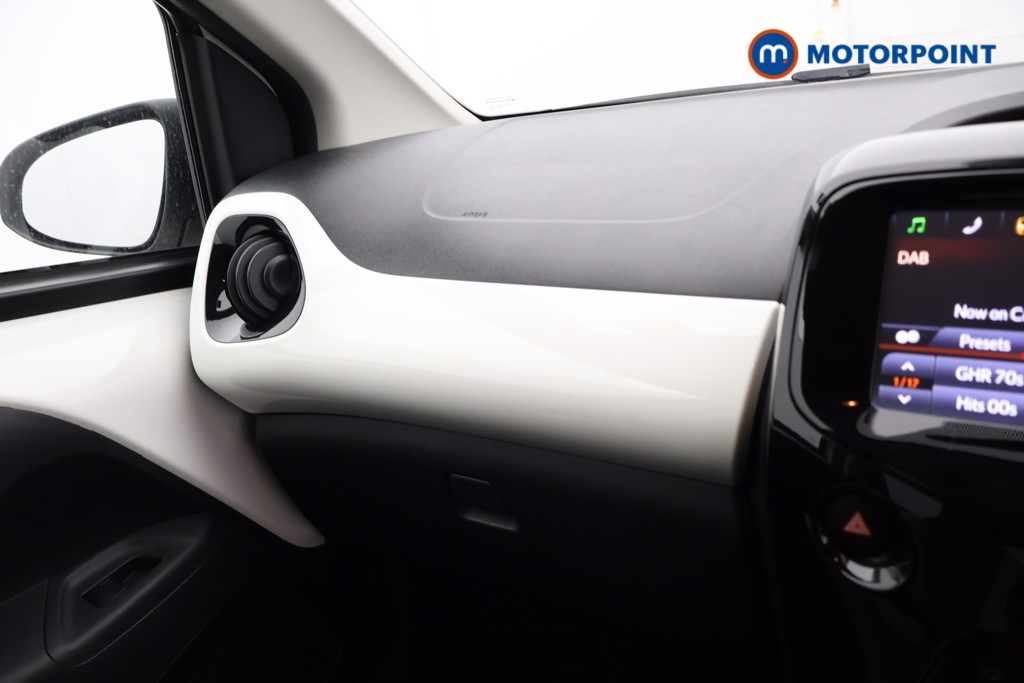 Used Toyota AYGO 2018 for sale - 77878563: Photo 19