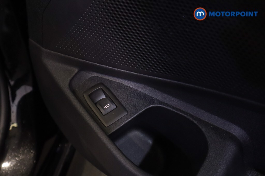Used BMW 3 Series 2025 for sale - 76352764: Photo 12
