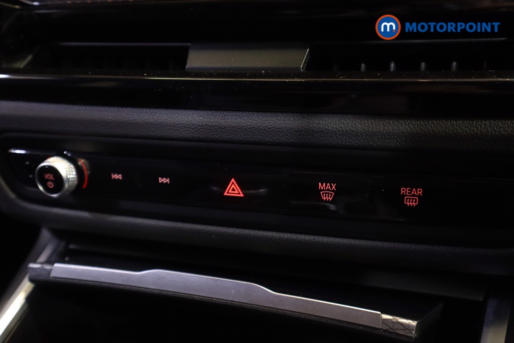 Used BMW 3 Series 2025 for sale - 76352764: Photo 28