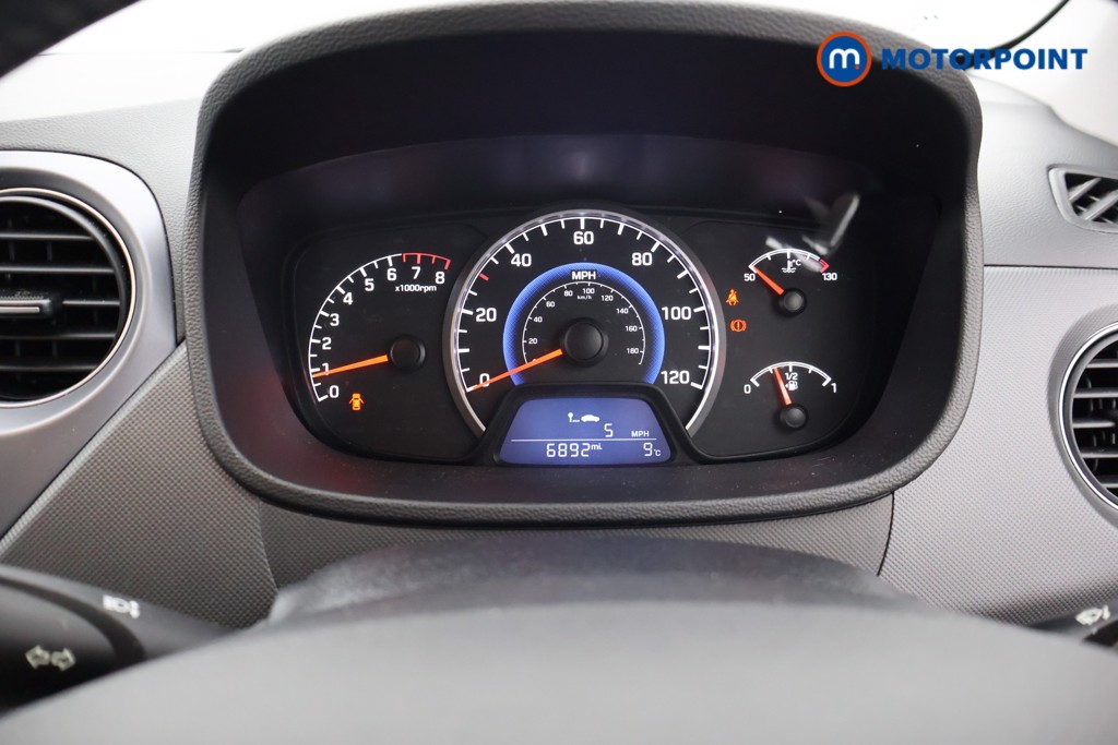 Used Hyundai i10 2018 for sale - 76650732: Photo 12